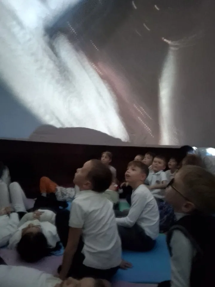 Шоу полнокупольнуя программа "Энергия вселенной"