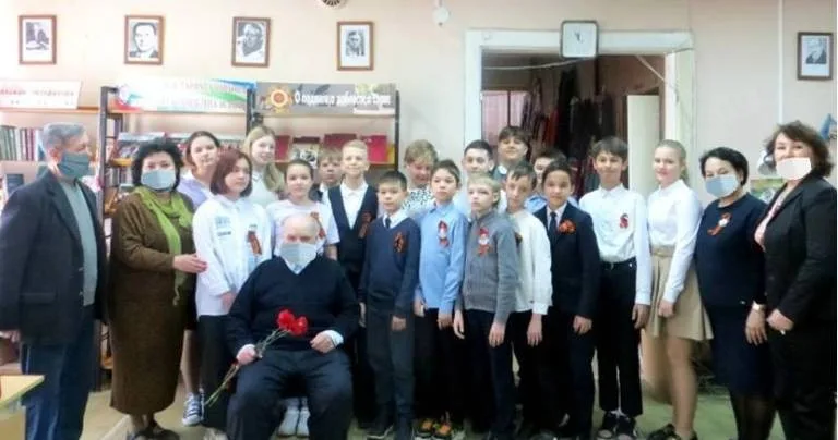 Патриотический час "Детство, отнятое войной"!